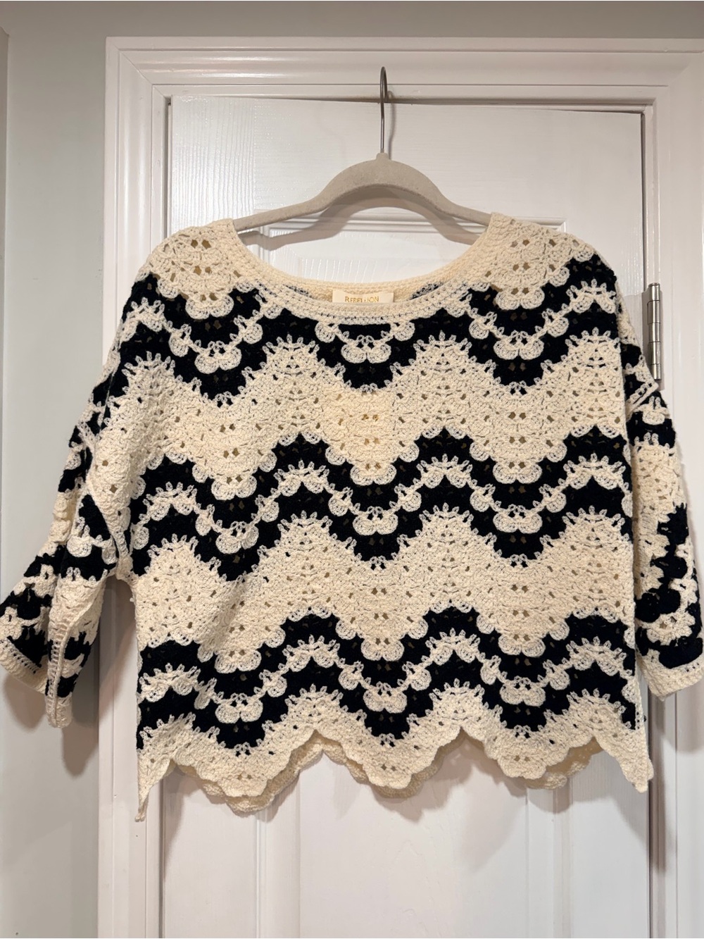NWT Rebellion Again Size M Crochet Knit Sweater Black Cream Scallop Boho